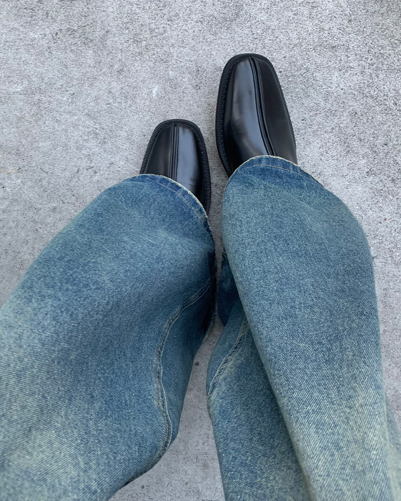 スリットポイントローファー