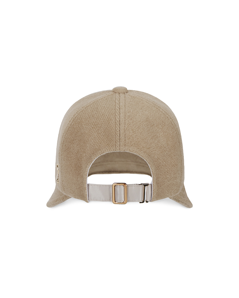 VA Curved Stud Link Bonnet Hat Beige | ファッション通販