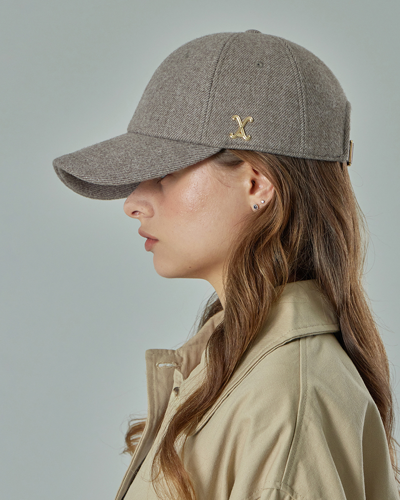 VA Curved Stud Link Wool-Blend Ball Cap Black | ファッション通販