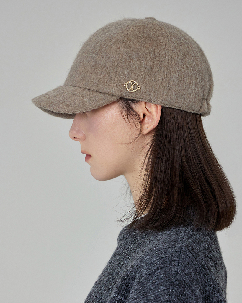 VA Curved Circle Logo Newsboy Cap Light Mocha