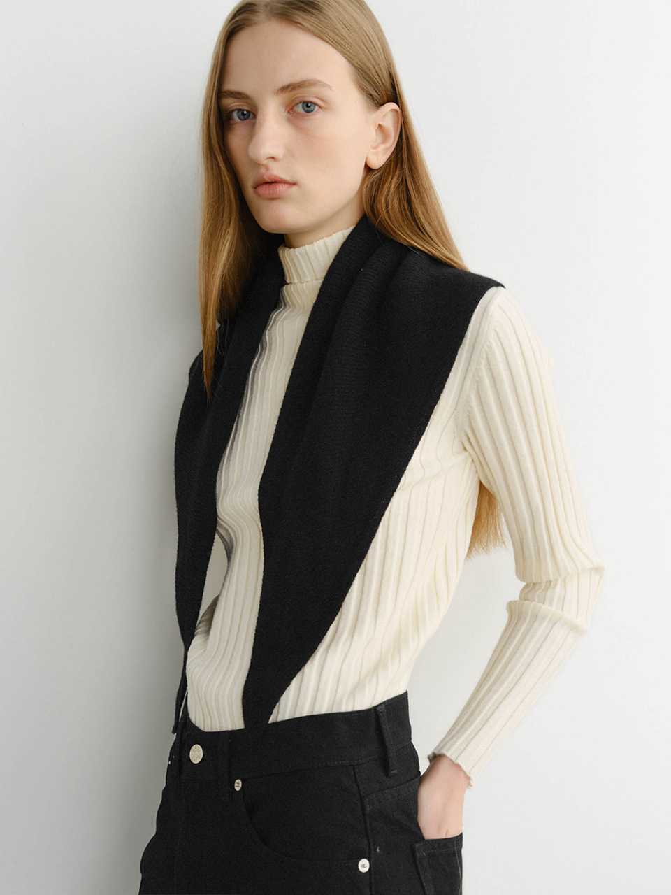 【購入特典】Roy Cashmere Knit Scarf (Black)