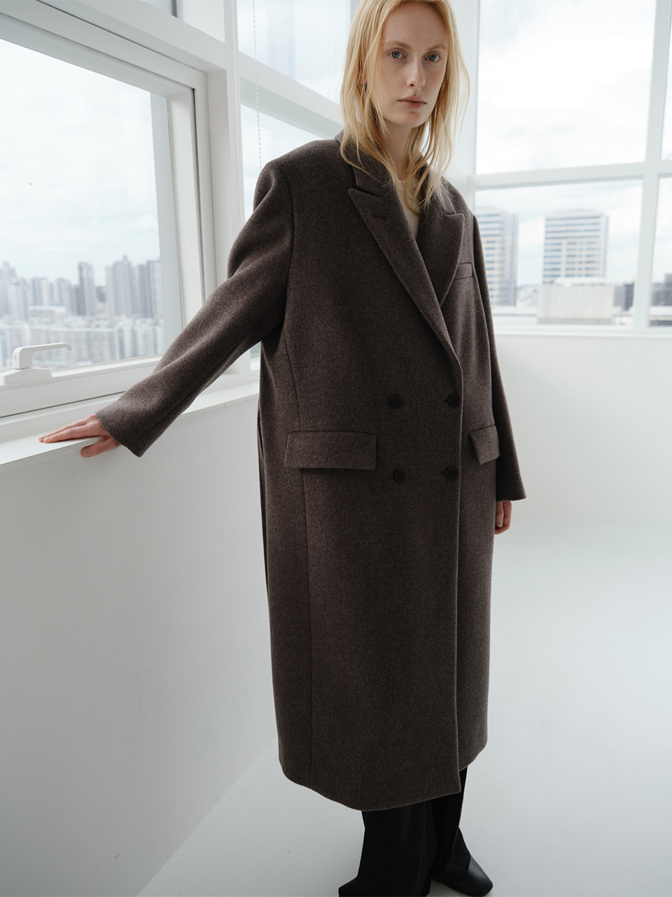 【購入特典】Oversized Double Coat (Taupe)