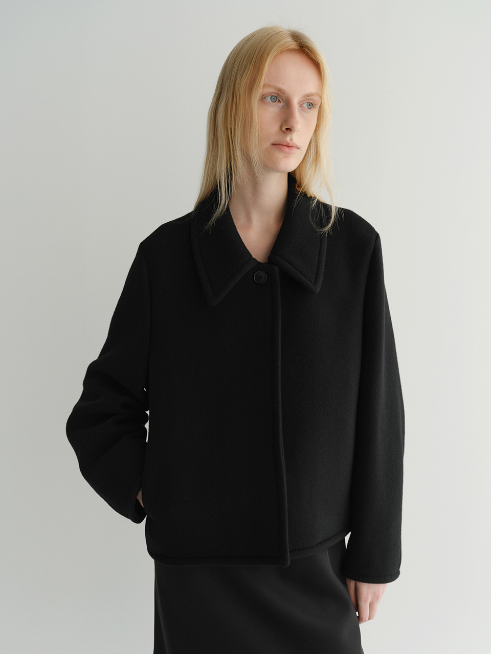 【購入特典】Ian Short Coat (Black)