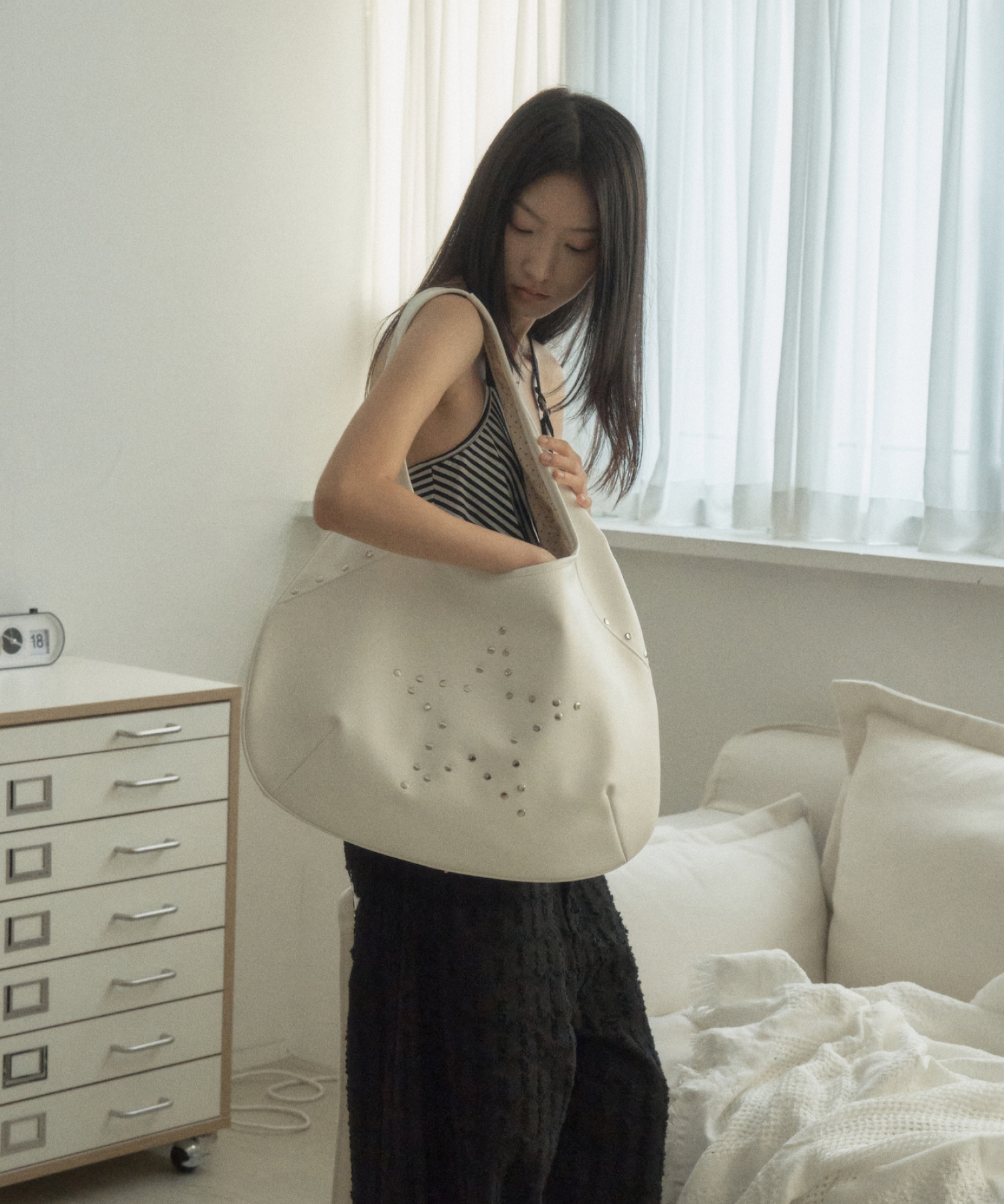 STAR HOBO BAG / WHITE | ファッション通販サイト NUGU
