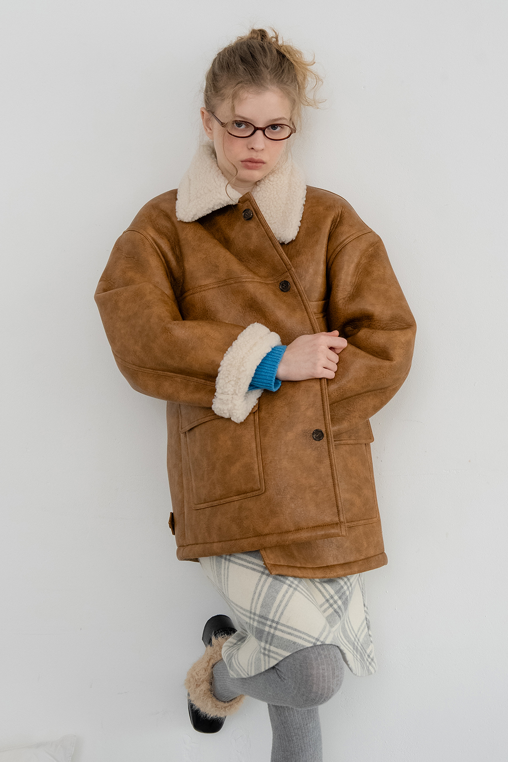 Frosty leather mustang