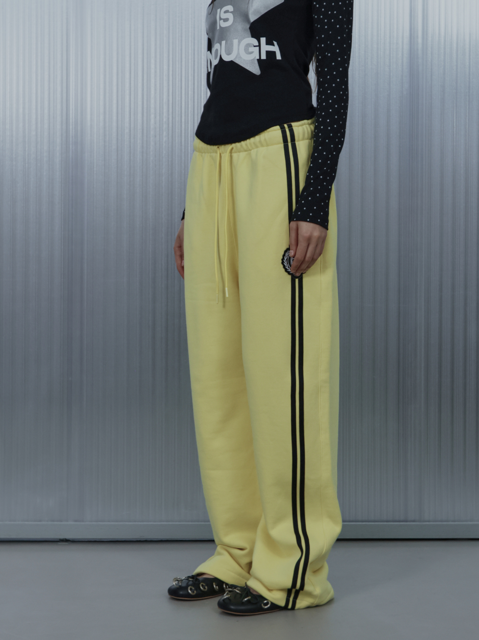 PUNK WAPPEN SWEATPANTS / YELLOW | ファッション通販サイト NUGU