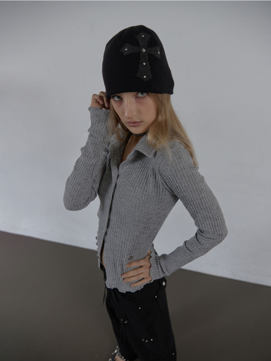 CROSS STUDDED BEANIE / BLACK | ファッション通販サイト NUGU