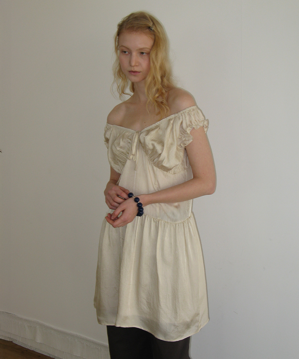 Silky shirring dress_beige