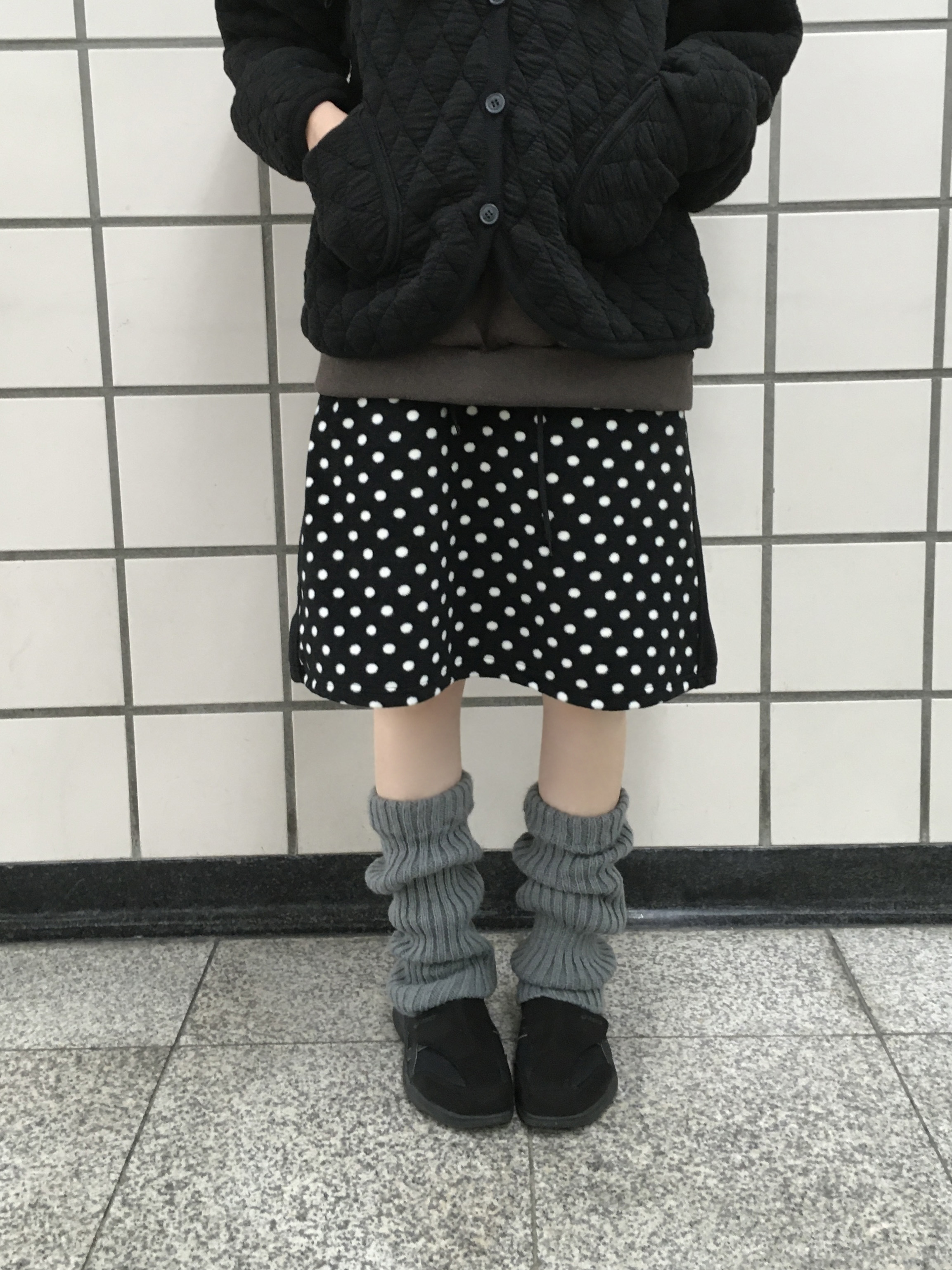 (3色) ドット柄フリーススカート