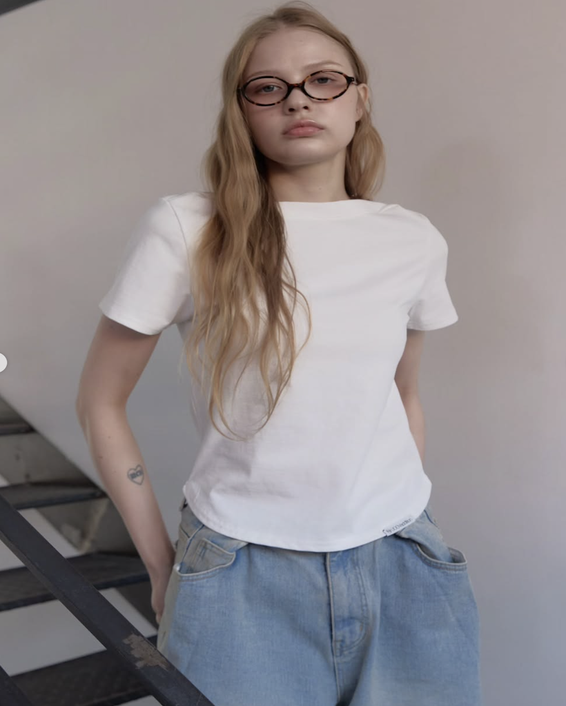 ボートネックベーシックTシャツ