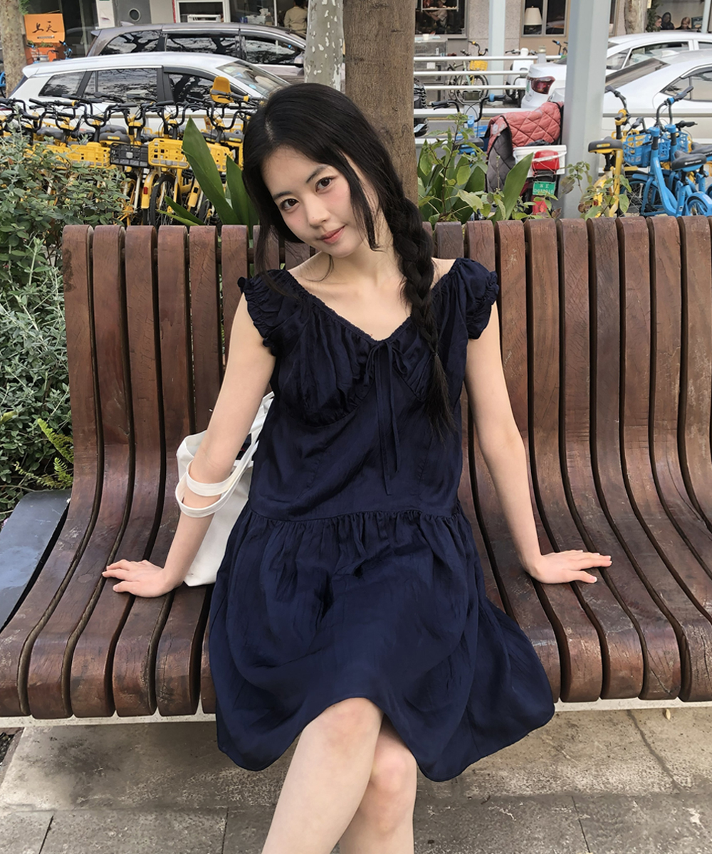 Silky shirring dress_navy