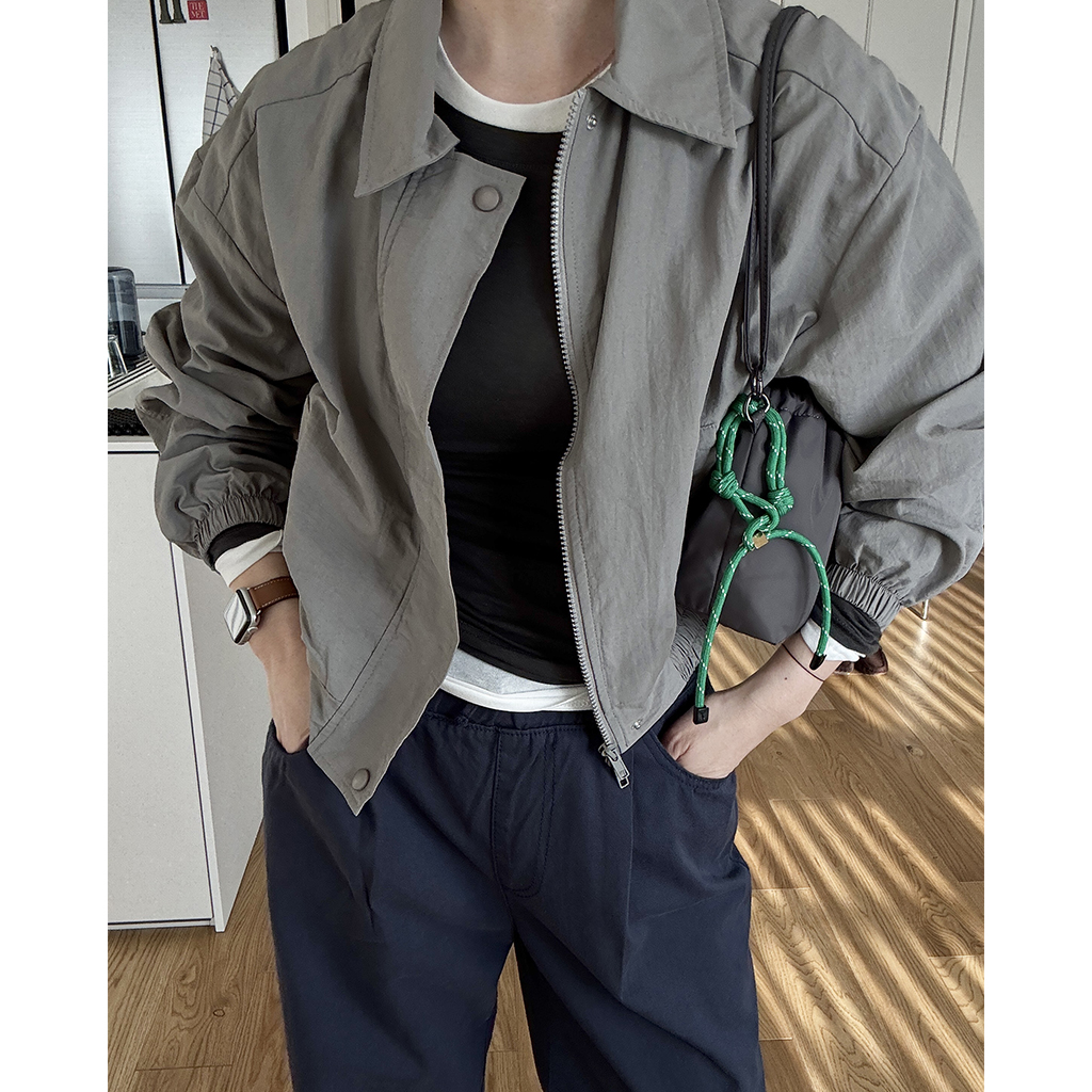 ダブルファスナーウィンドジャケット