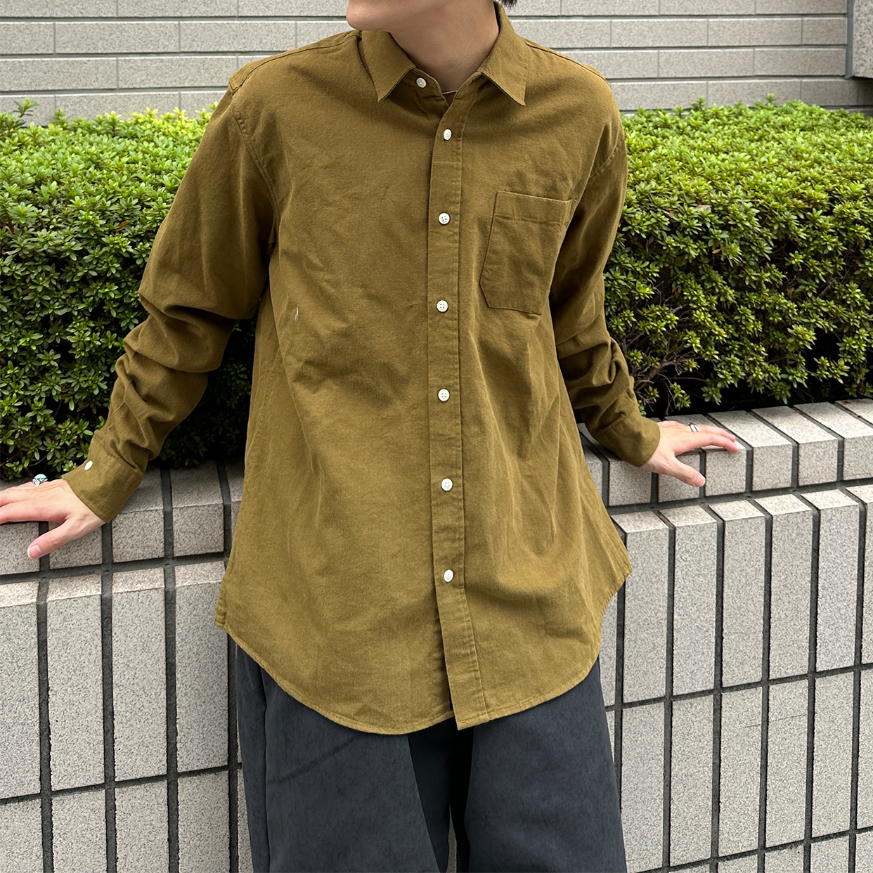 ユニセックス) ソフトウォッシュカラーシャツ | ファッション通販