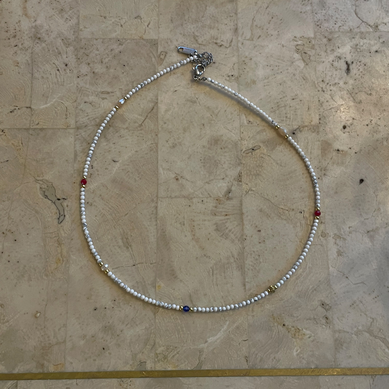 ミックスビーズネックレス