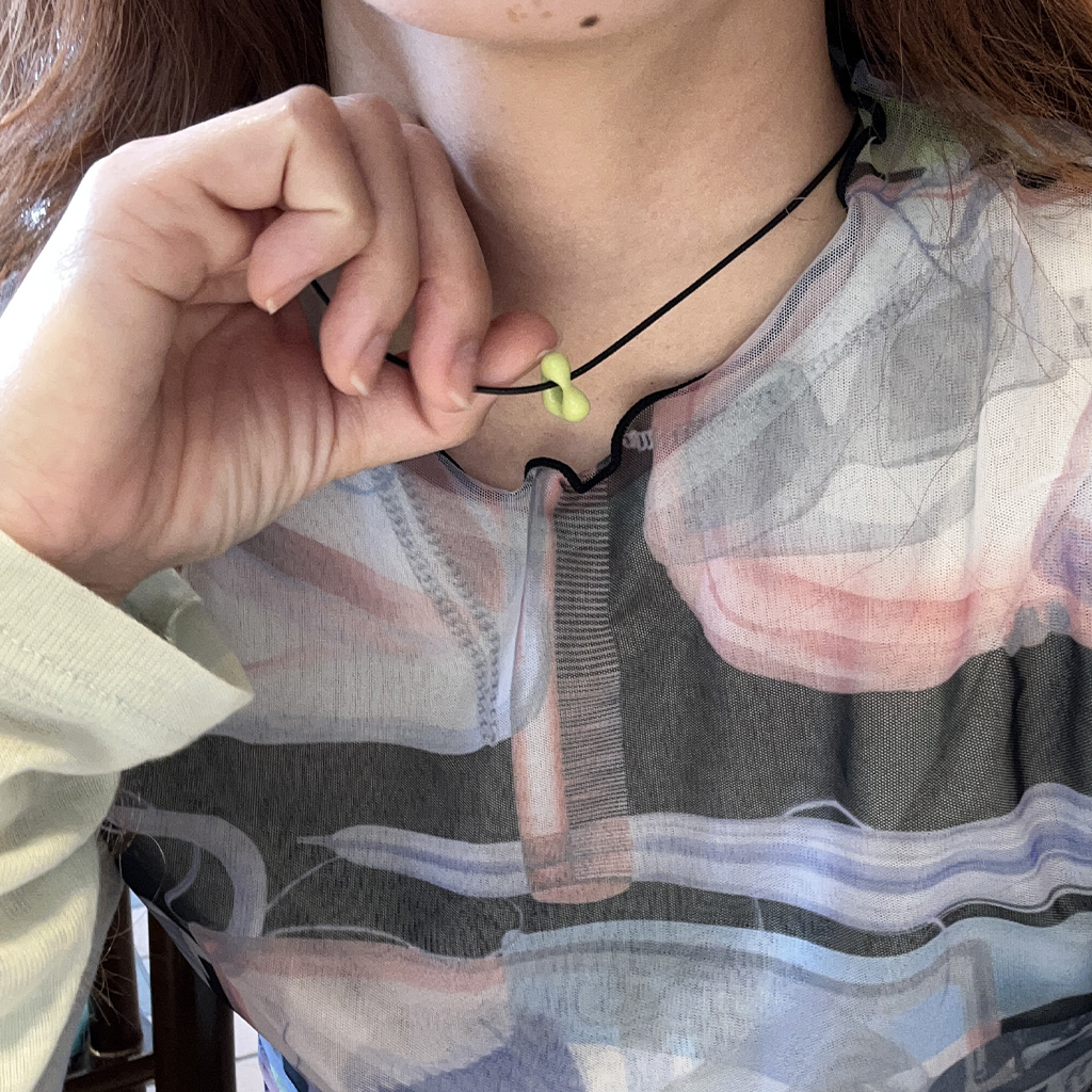 ハートストラップネックレス