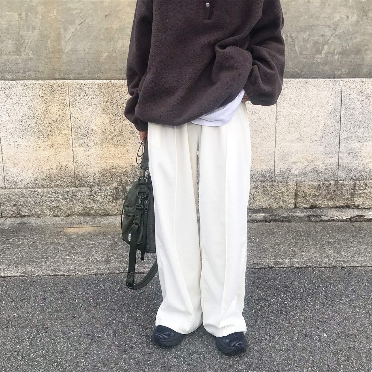 センタープレスベロアパンツ | ファッション通販サイト NUGU