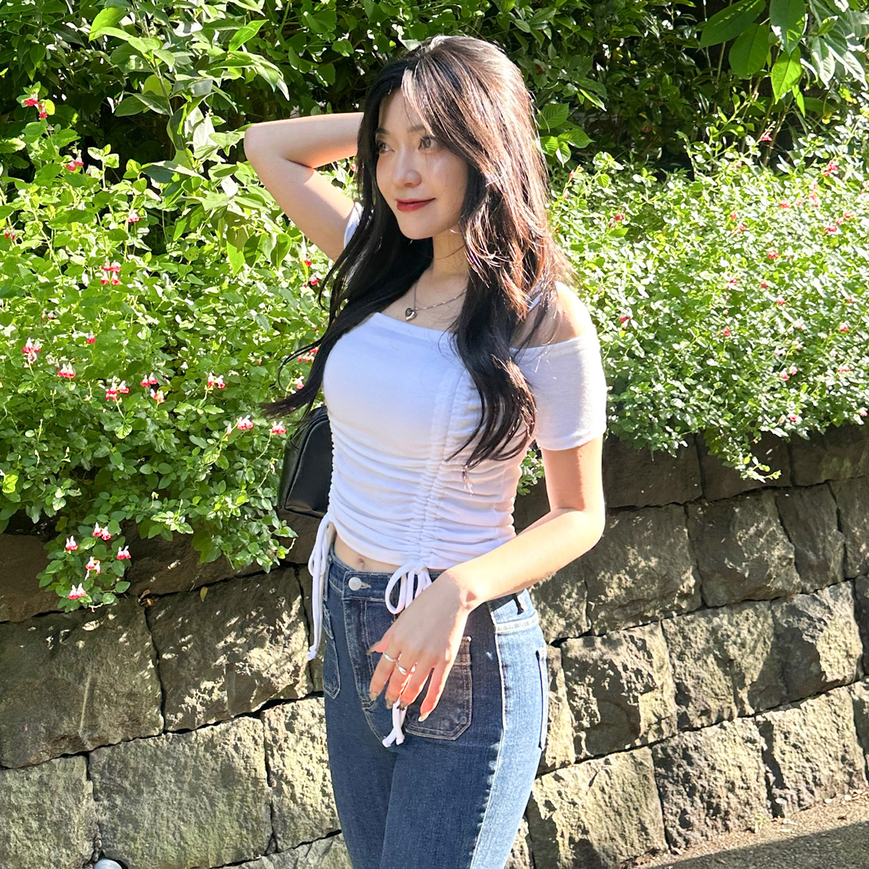 シャーリングオフショルダートップス | ファッション通販サイト NUGU