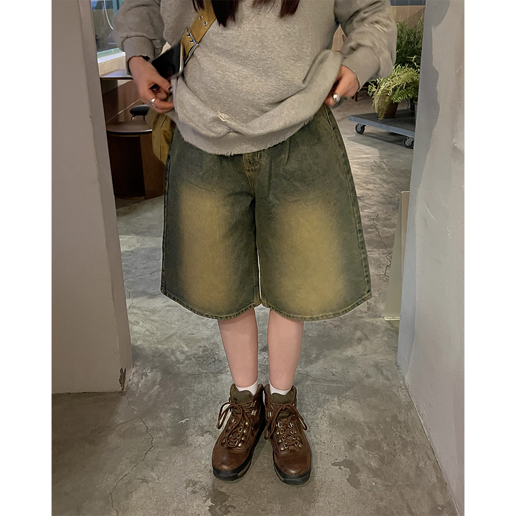 バミューダジーンズ