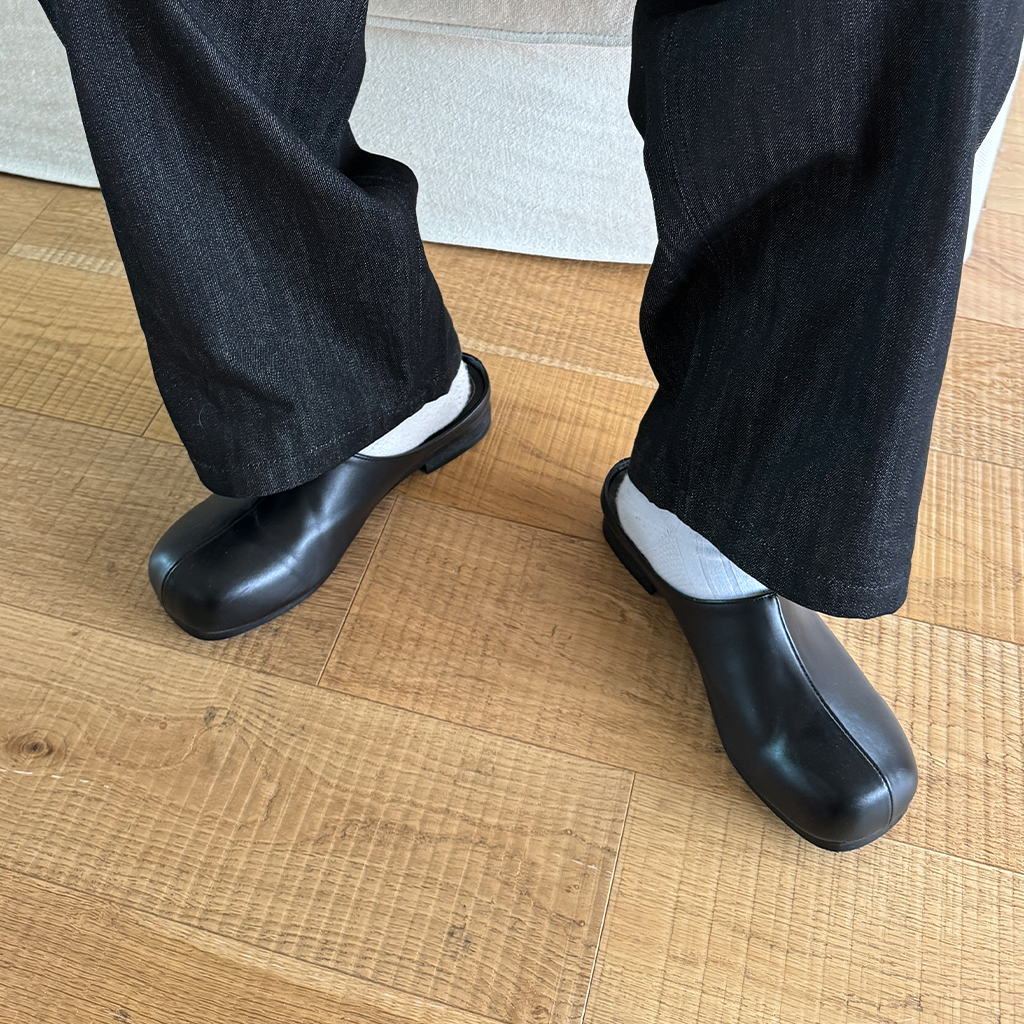 シンプルラインサンダル