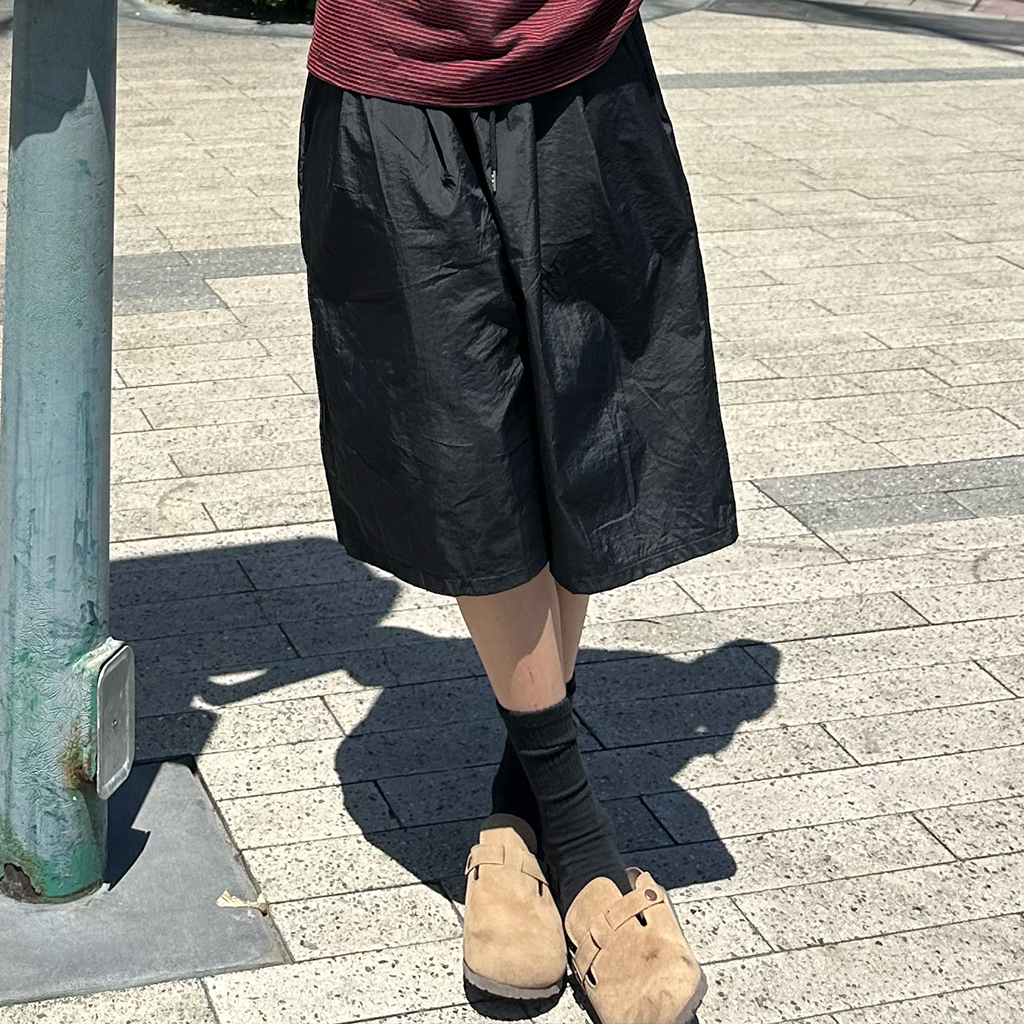 ナイロンハーフパンツ