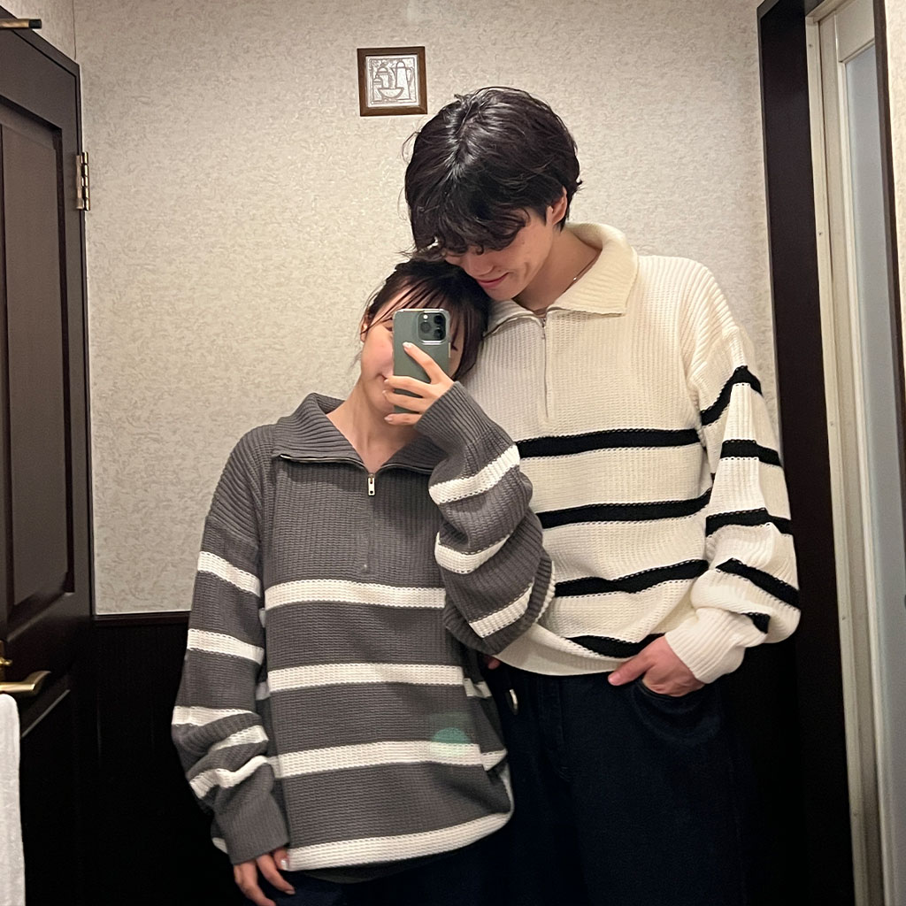 ユニセックスボーダーハーフジップアップニット