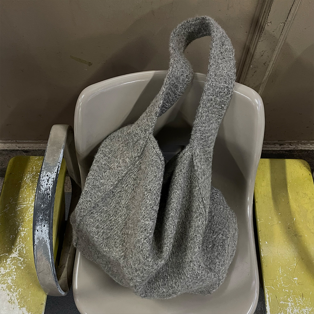 ブークレテクスチャーショルダーバッグ