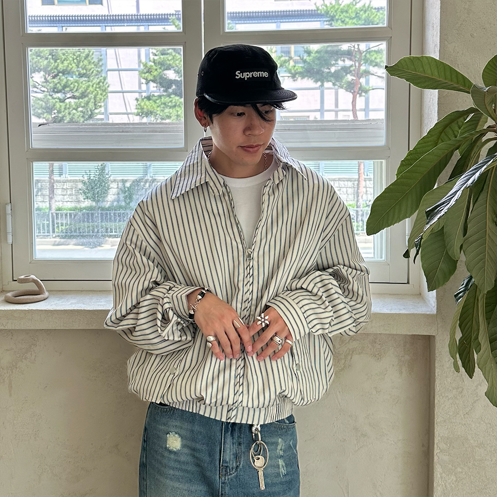 ストライプジップブルゾン