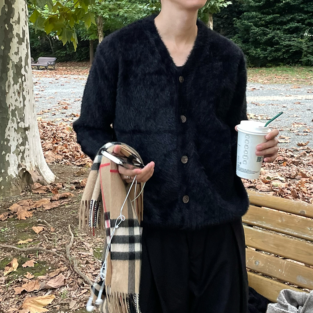 ブークレVネックカーディガン