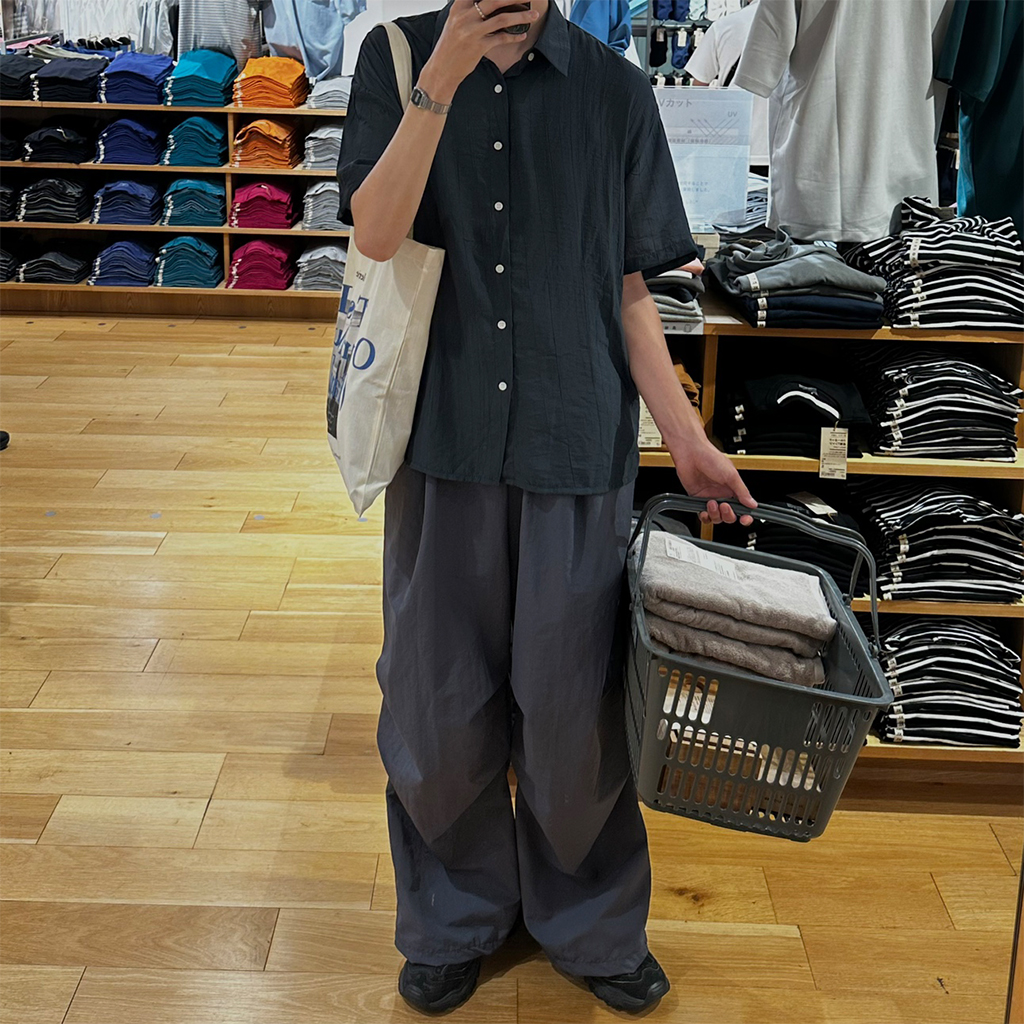 ピンタックワイドナイロンパンツ | ファッション通販サイト NUGU