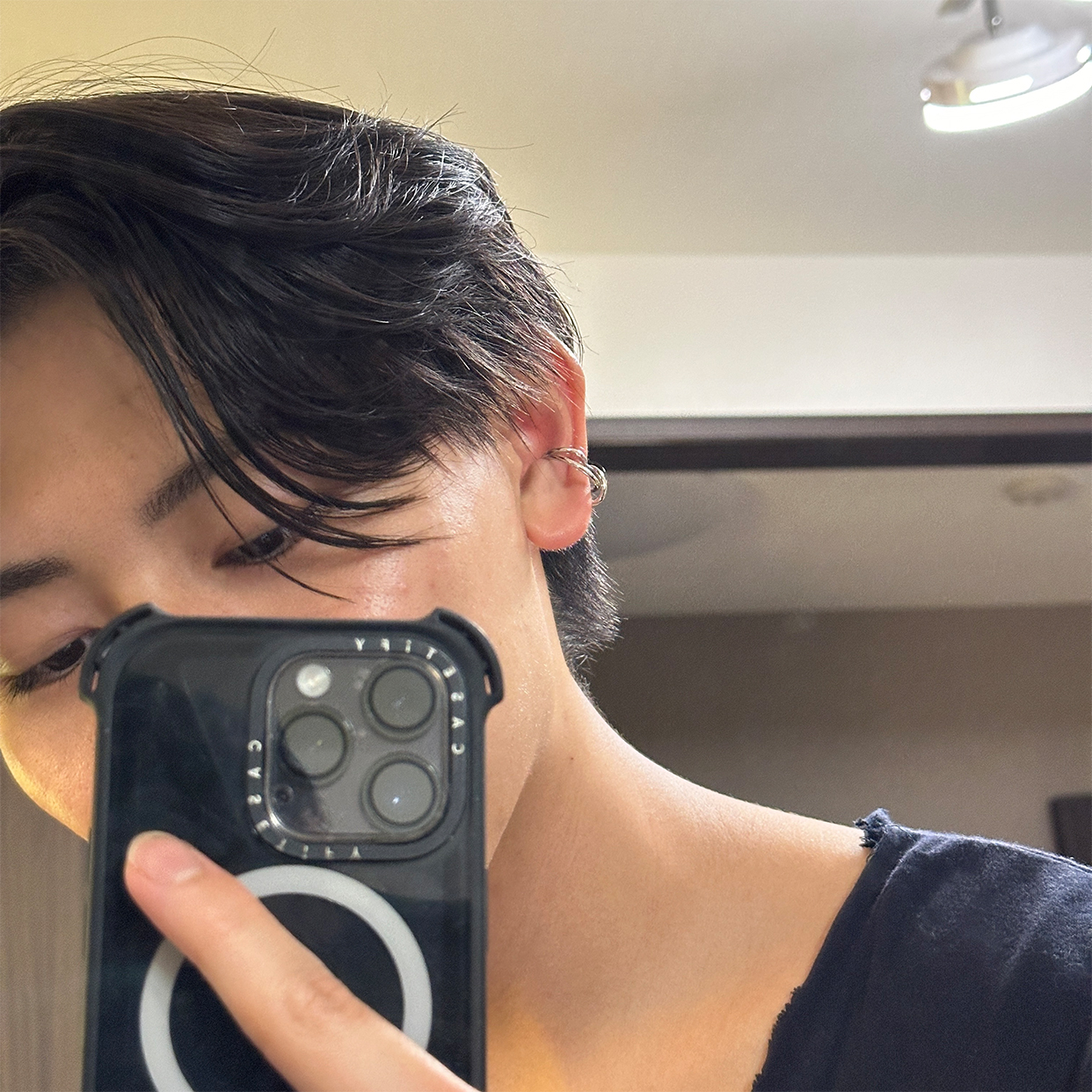 ツイストイヤーカフ