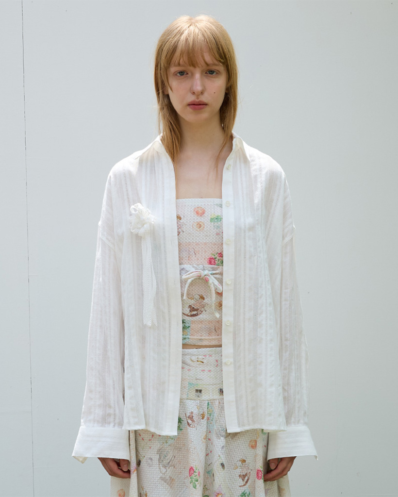 [K-POPアイドル着用] Eyelet Overfit Shirts, White