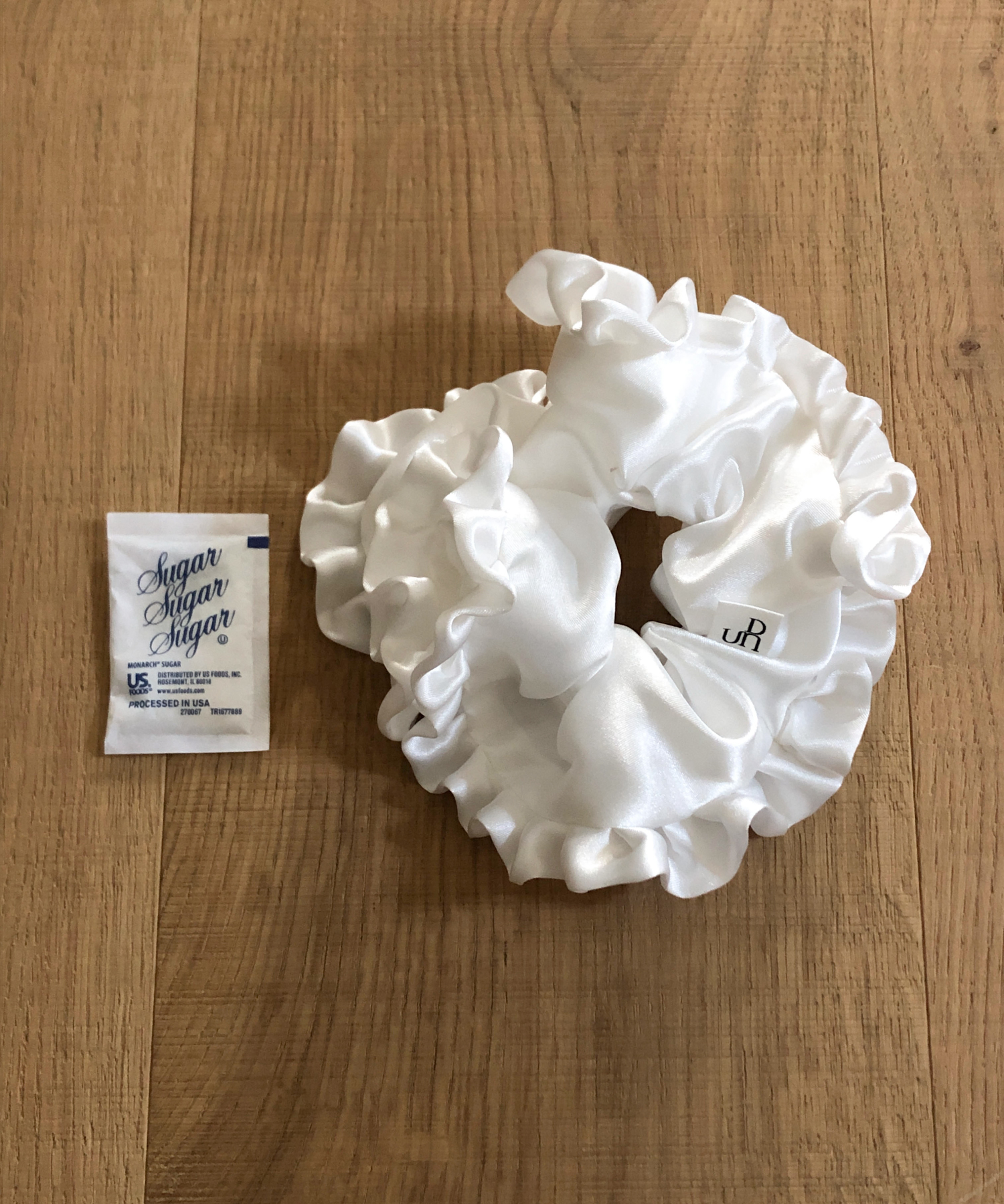 フリルシュシュ(White) | ファッション通販サイト NUGU