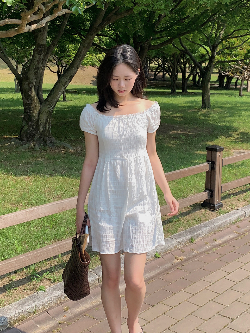 RIBBON LOW-RISE MINI DRESS (WHITE) F25QD821 | ファッション