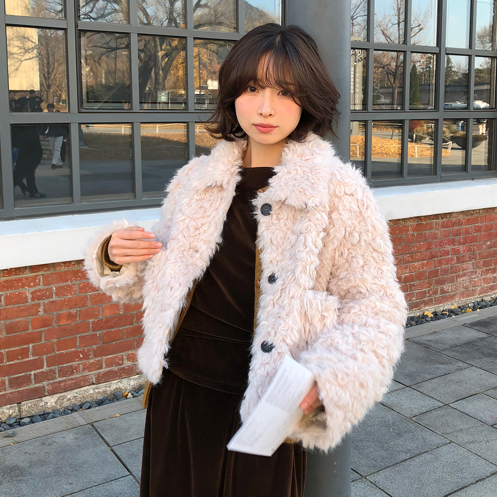 Influencer pick] CHALLI FUR JACKET (ASH GRAY) | ファッション通販