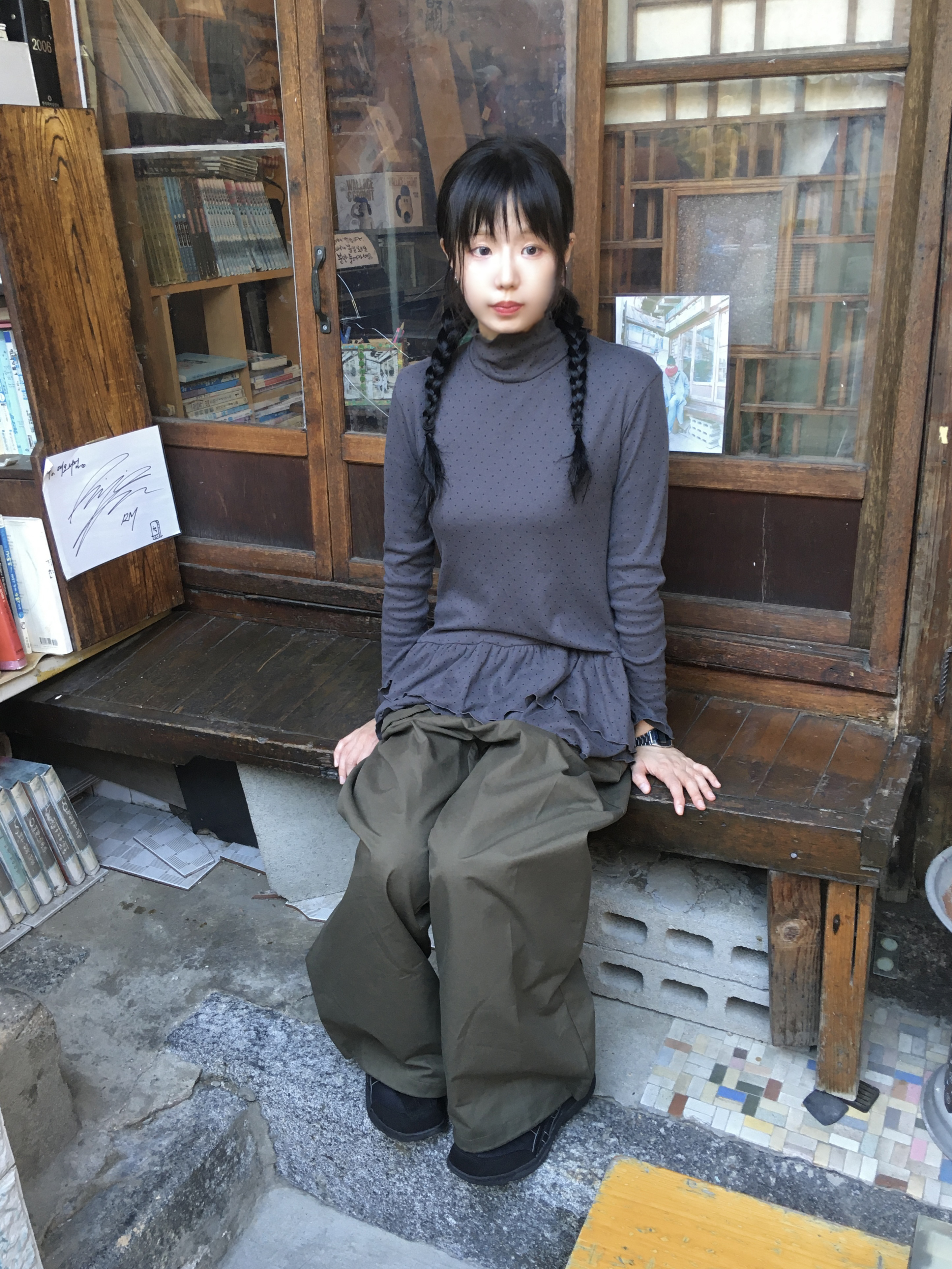 新品未使用　wafu リネン フリル　タートルネック シャツ 新品未使用 wafu リネン フリル タートルネック シャツ ドットフリル