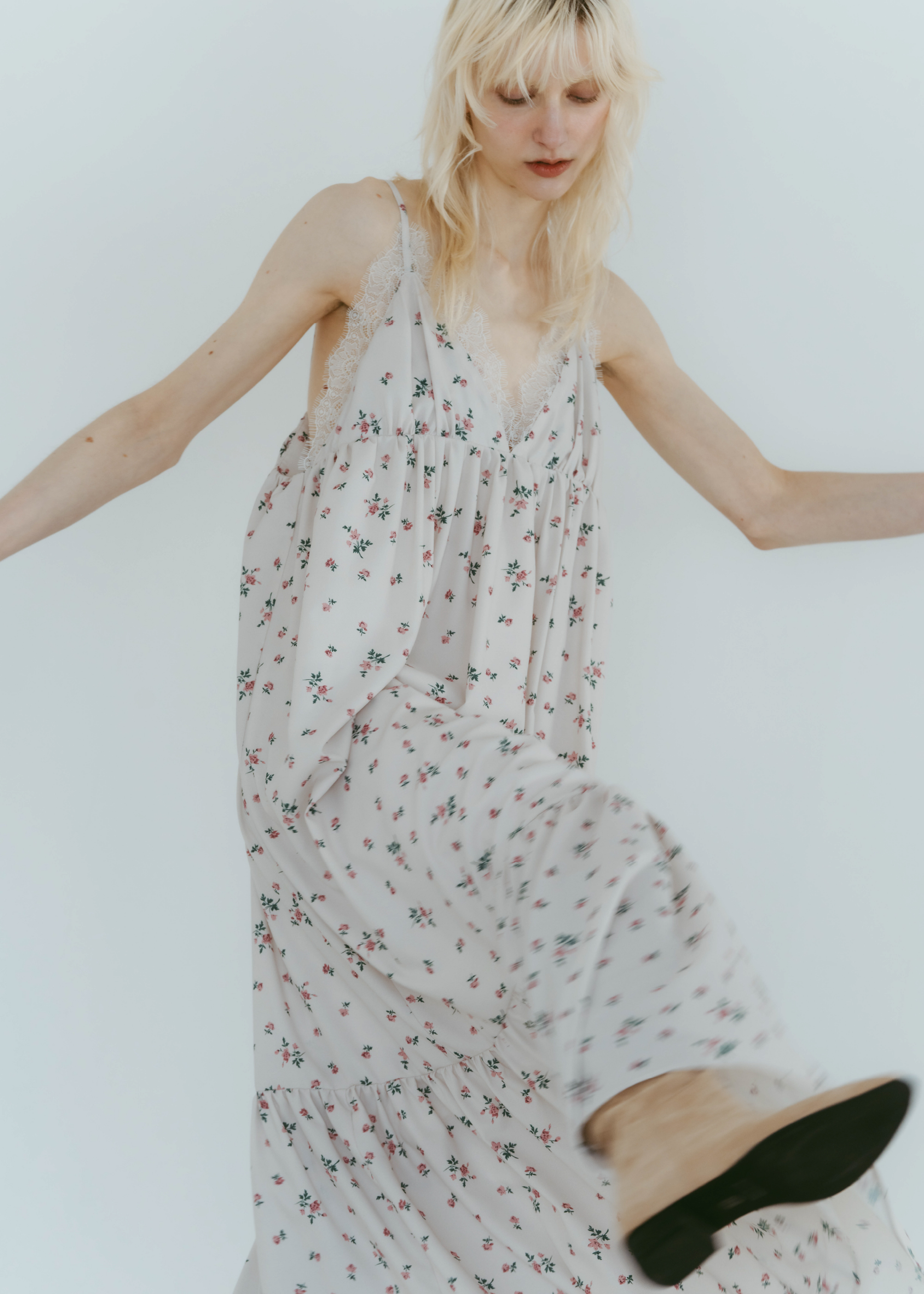 【Cooming Soon】ヴィンテージフローラルドレス