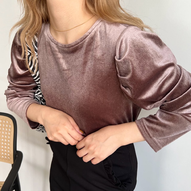 ベロアターントップ