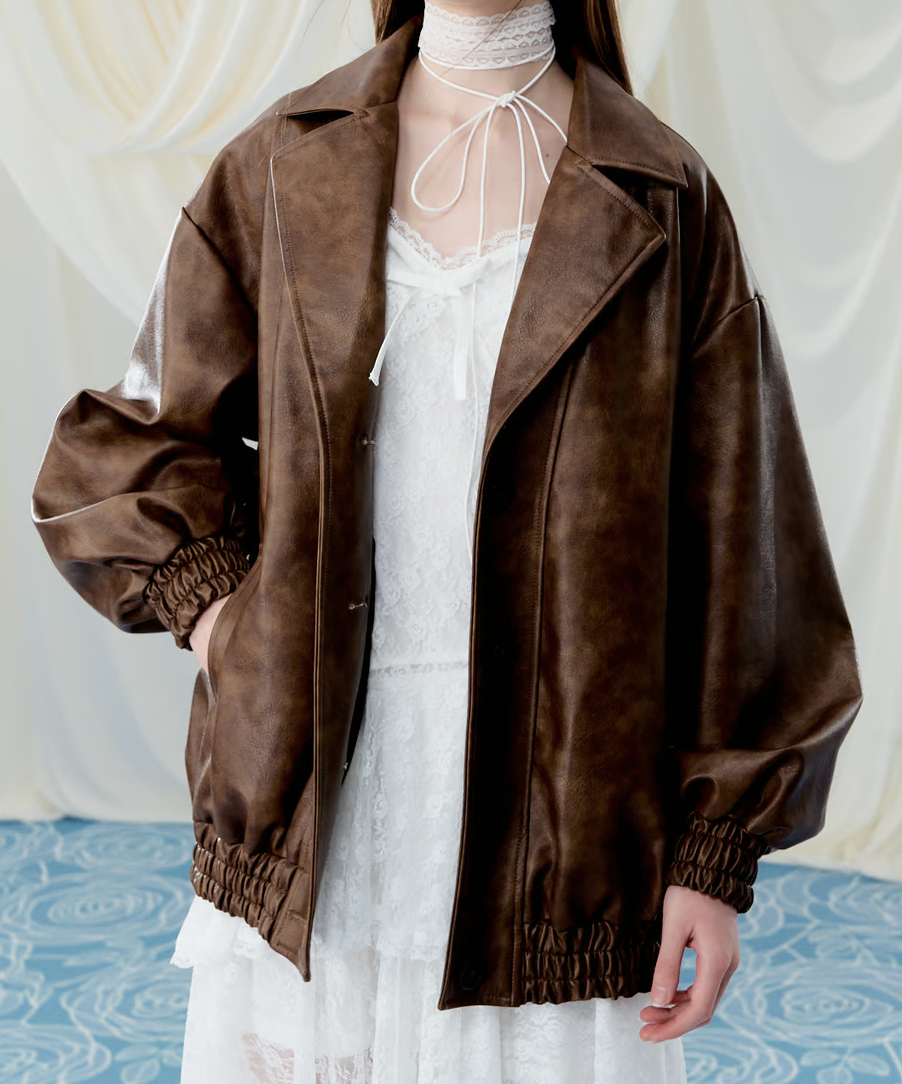 美品✨ピッコーネ レザージャケット 羊革 キルティング 裏地総柄 ブラウン 40 大人の魅力あふれるバイク用ジャケット、紳士に似合う本革テーラード