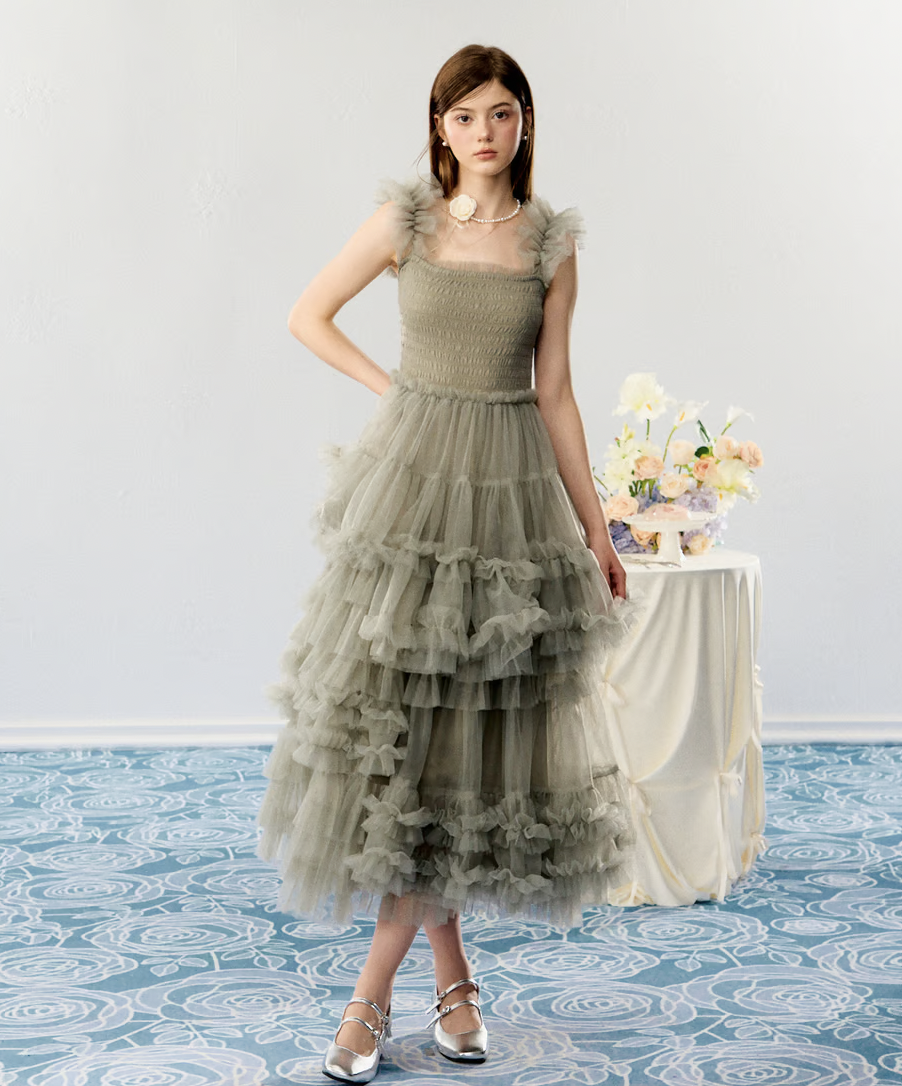 Ballerina” blooming tulle dress | ファッション通販サイト NUGU