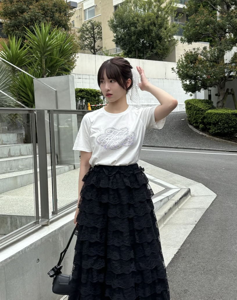 Treat Ürself rhinestone T-shirts | ファッション通販サイト NUGU