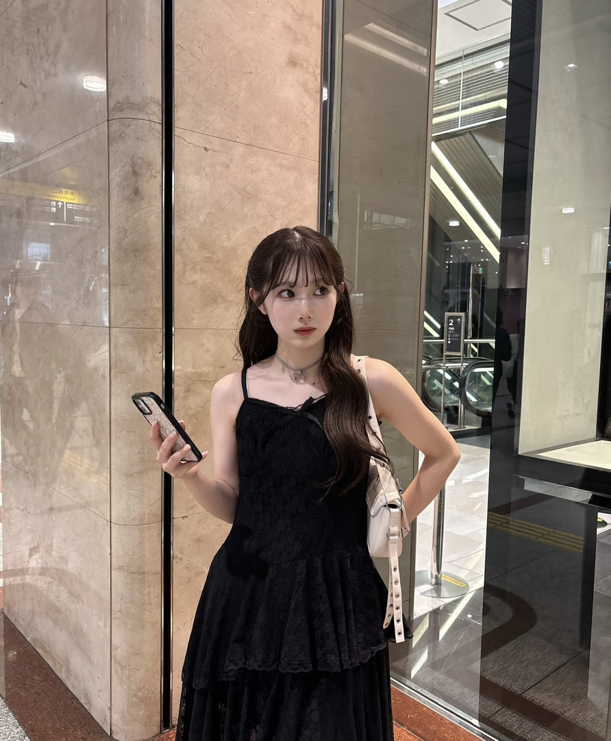 asymmetry lacy cami one-piece | ファッション通販サイト NUGU