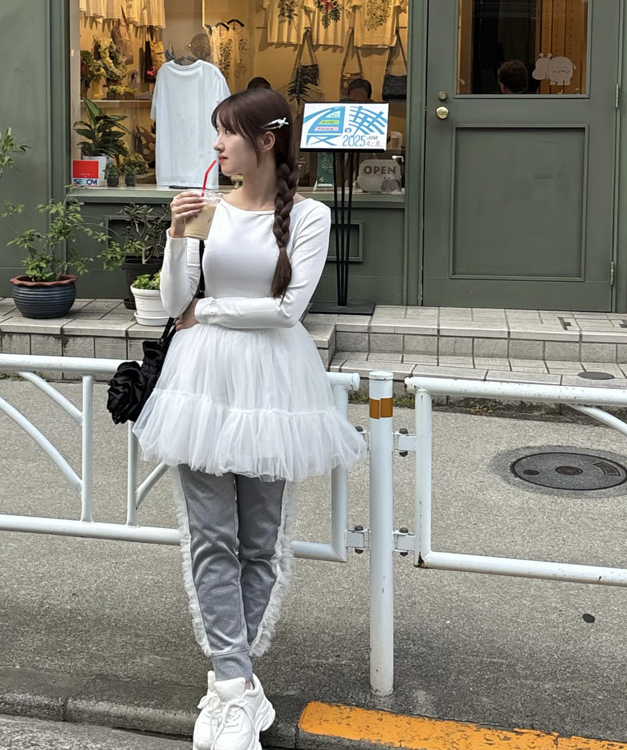 12/14朝まで]Treat Girl's tulle frill jersey Treat Girl's tulle frill jersey pants | ファッション通販