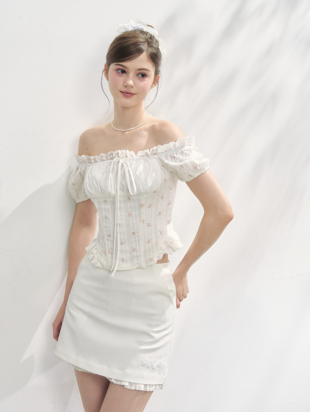 treat ürself Lacy rose corset blouse Lacy rose corset blouse | ファッション通販サイト NUGU