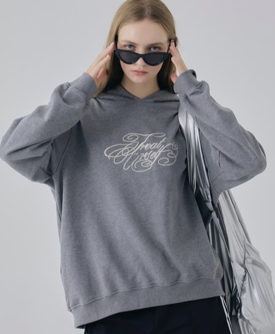Treat Ürself logo hoodie | ファッション通販サイト NUGU