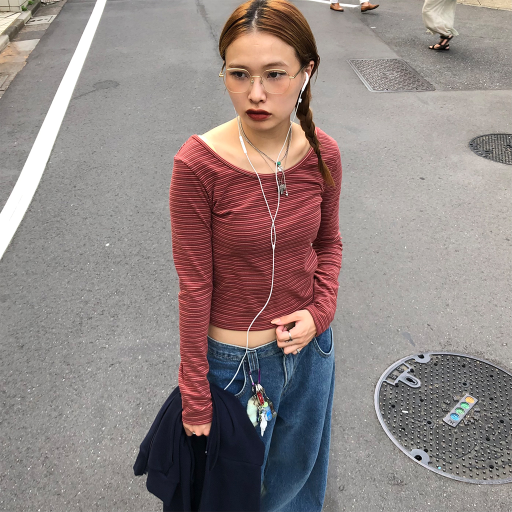 ボーダーUネックロングスリーブTシャツ