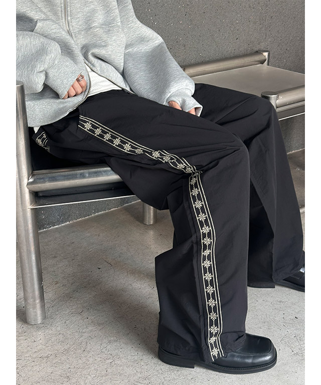 [Unisex] Handmade stitch banding pants(3color)