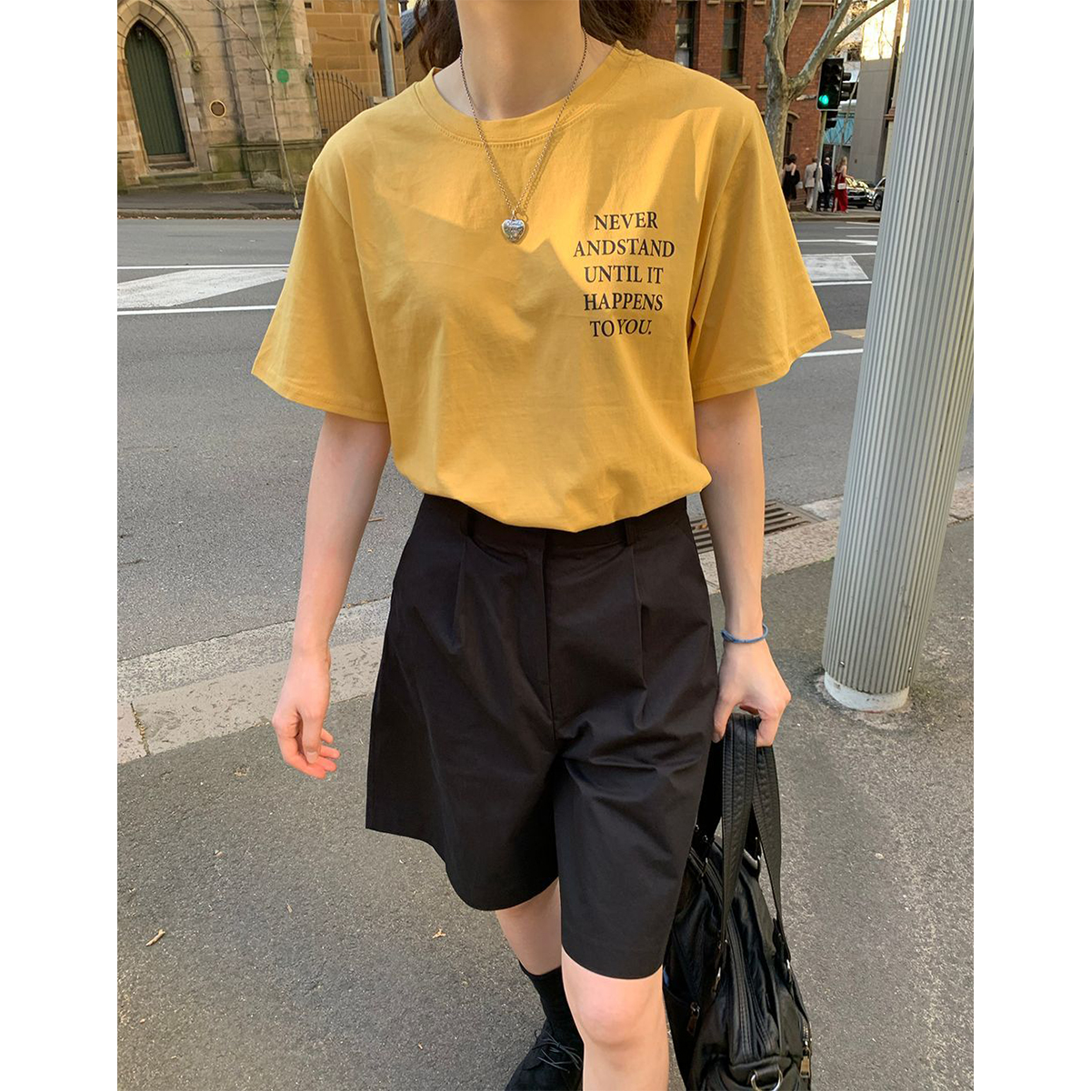 タック入りハーフパンツ | ファッション通販サイト NUGU