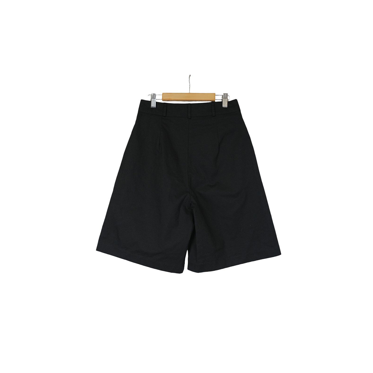 タック入りハーフパンツ | ファッション通販サイト NUGU