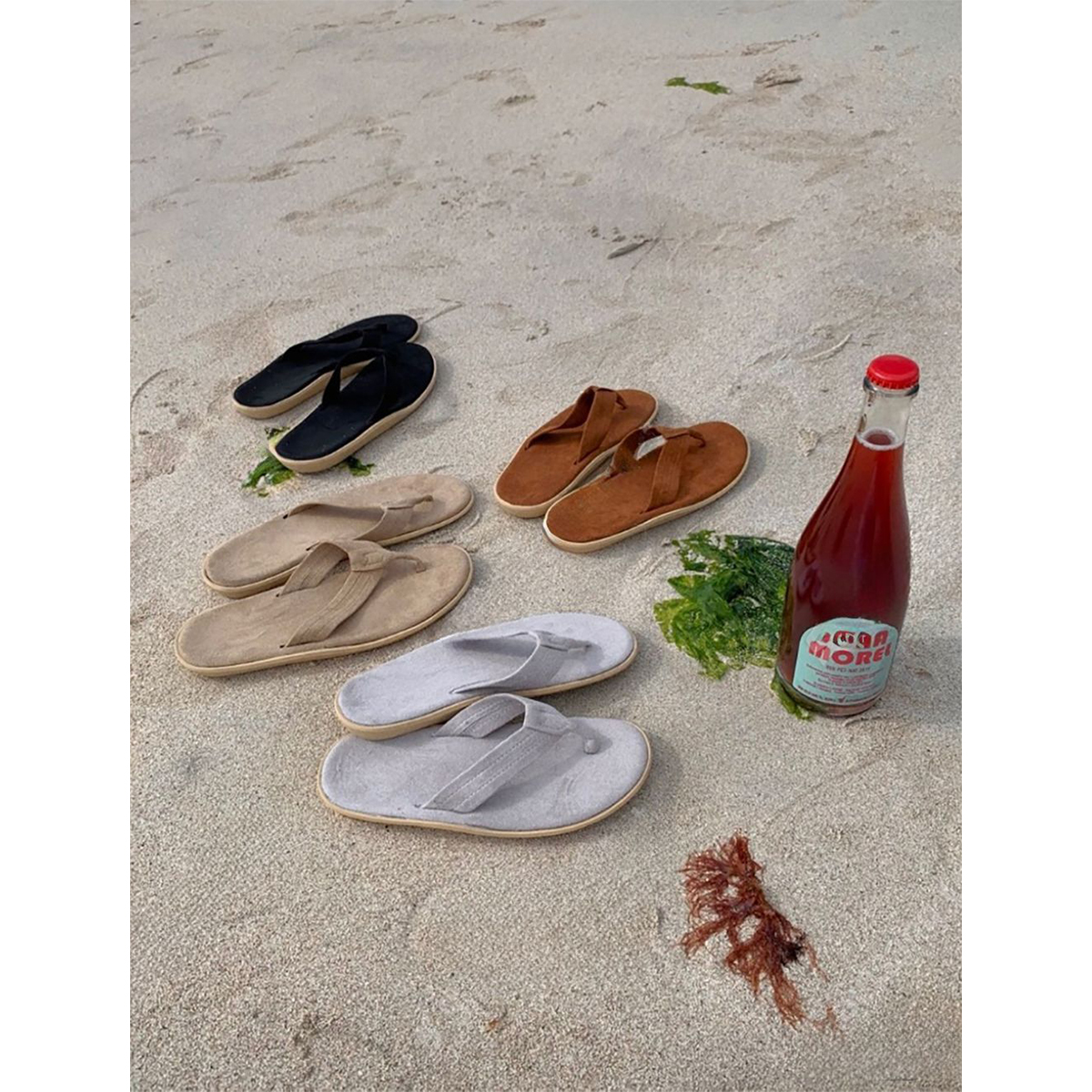 VALENTINO ビーチサンダル　ベージュ VALENTINO GARAVANI ベージュウェッジサンダル