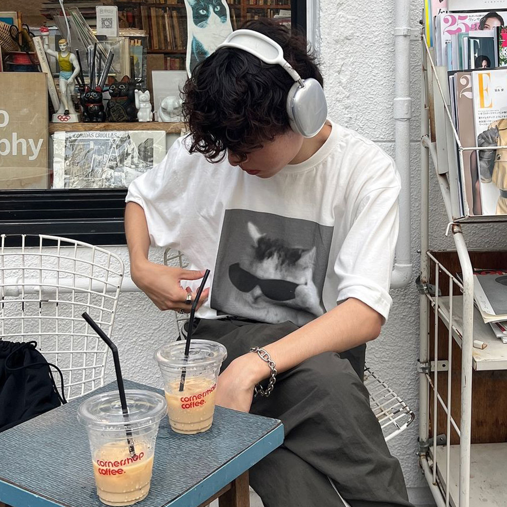 ユニセックスデジタルモノクロキャット半袖Tシャツ